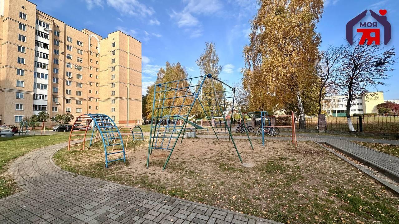 Mieszkanie 3 pokoi 90 m² Soligorsk, Białoruś