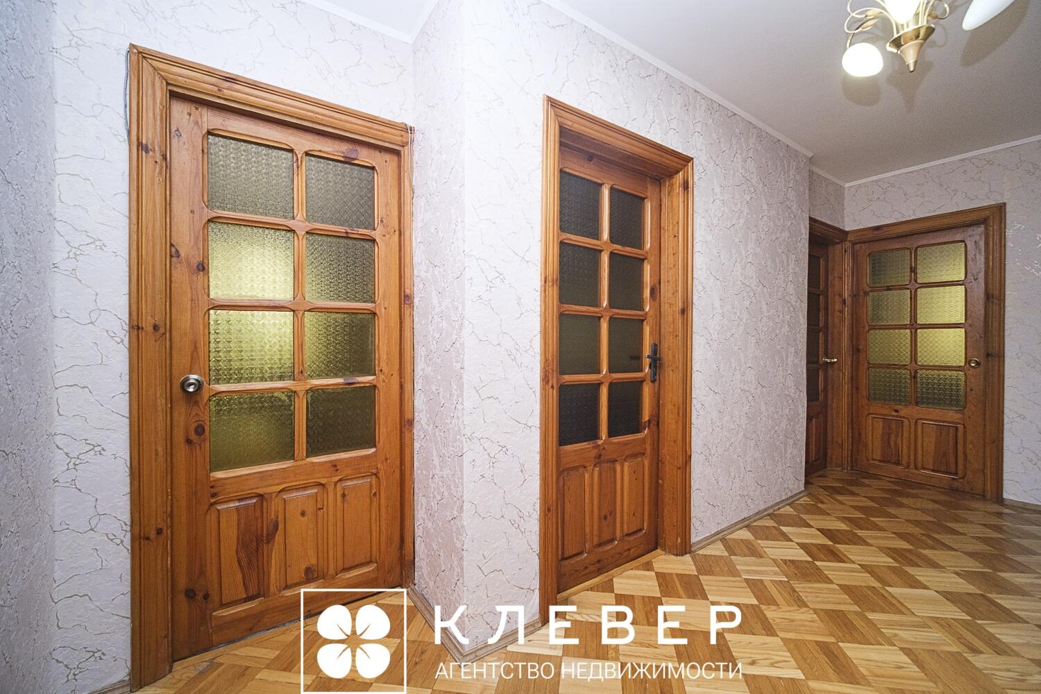  88.6м.кв., комнат 4, г. Минск (Маяковского ул., 14)