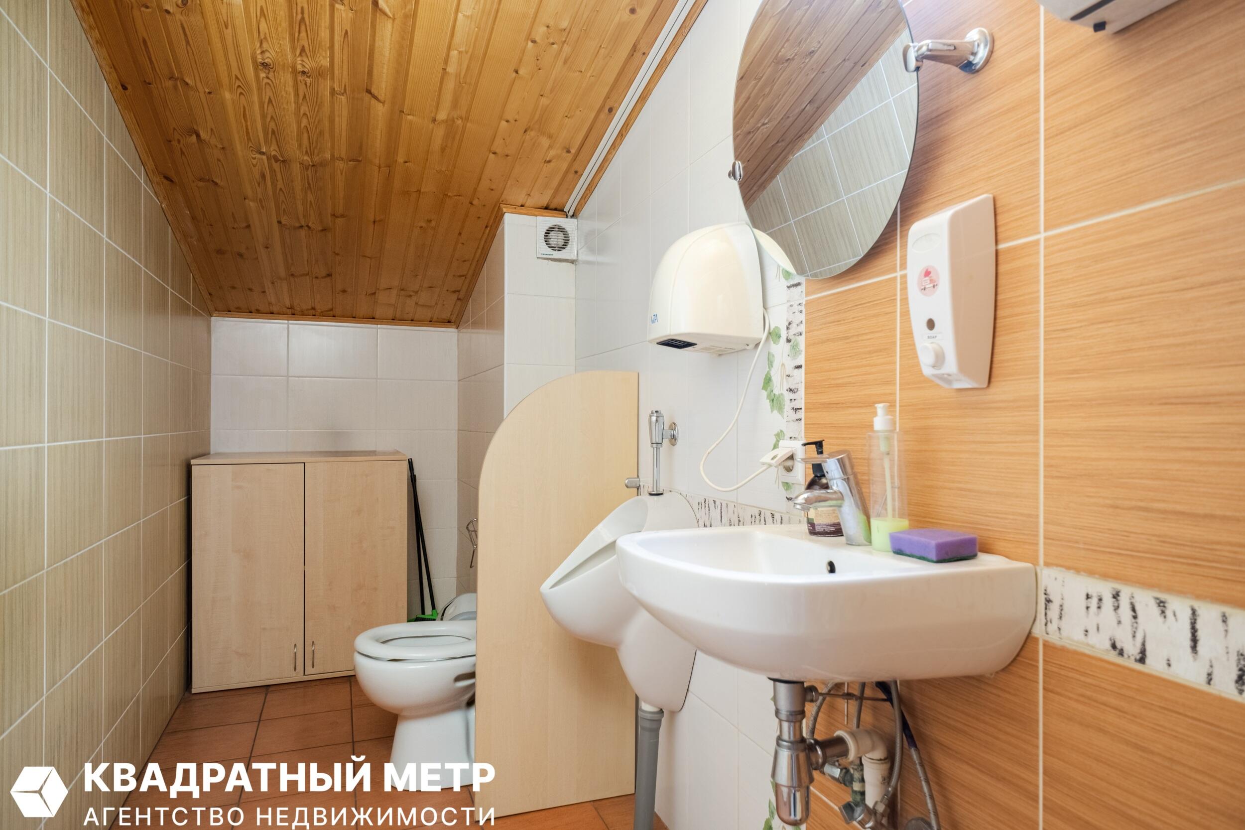 Офис 464 м² Минск, Беларусь