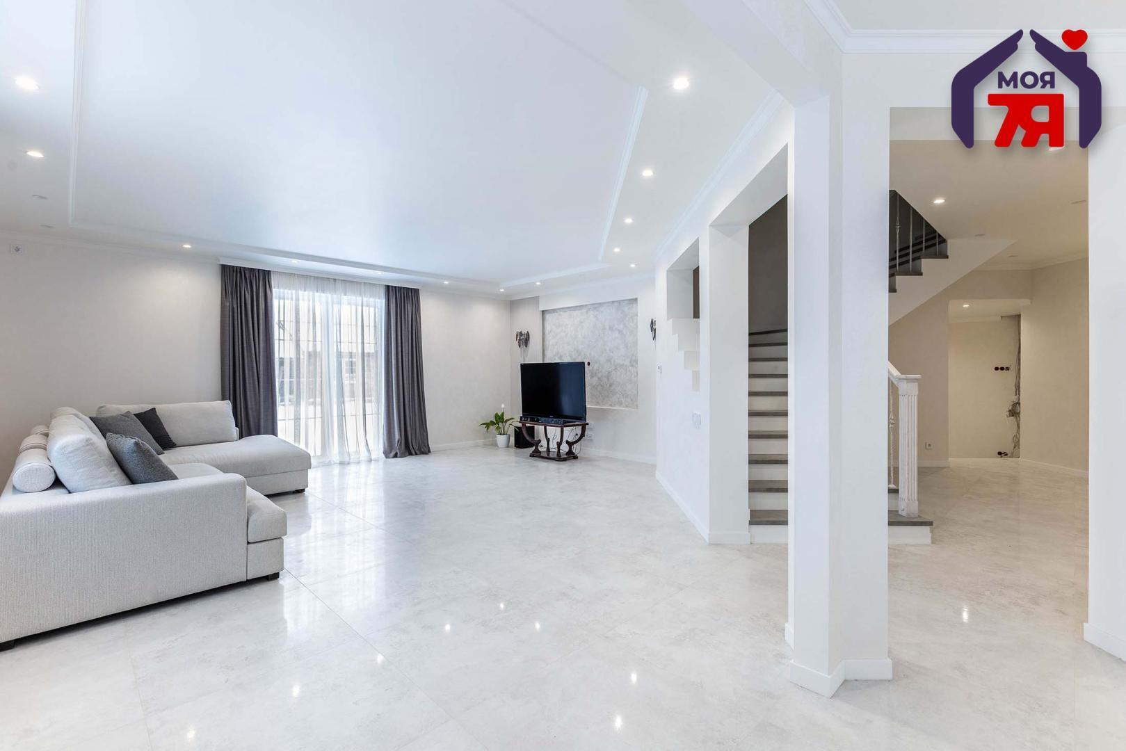 Casa de campo 258 m² Scytomirycy, Belarús