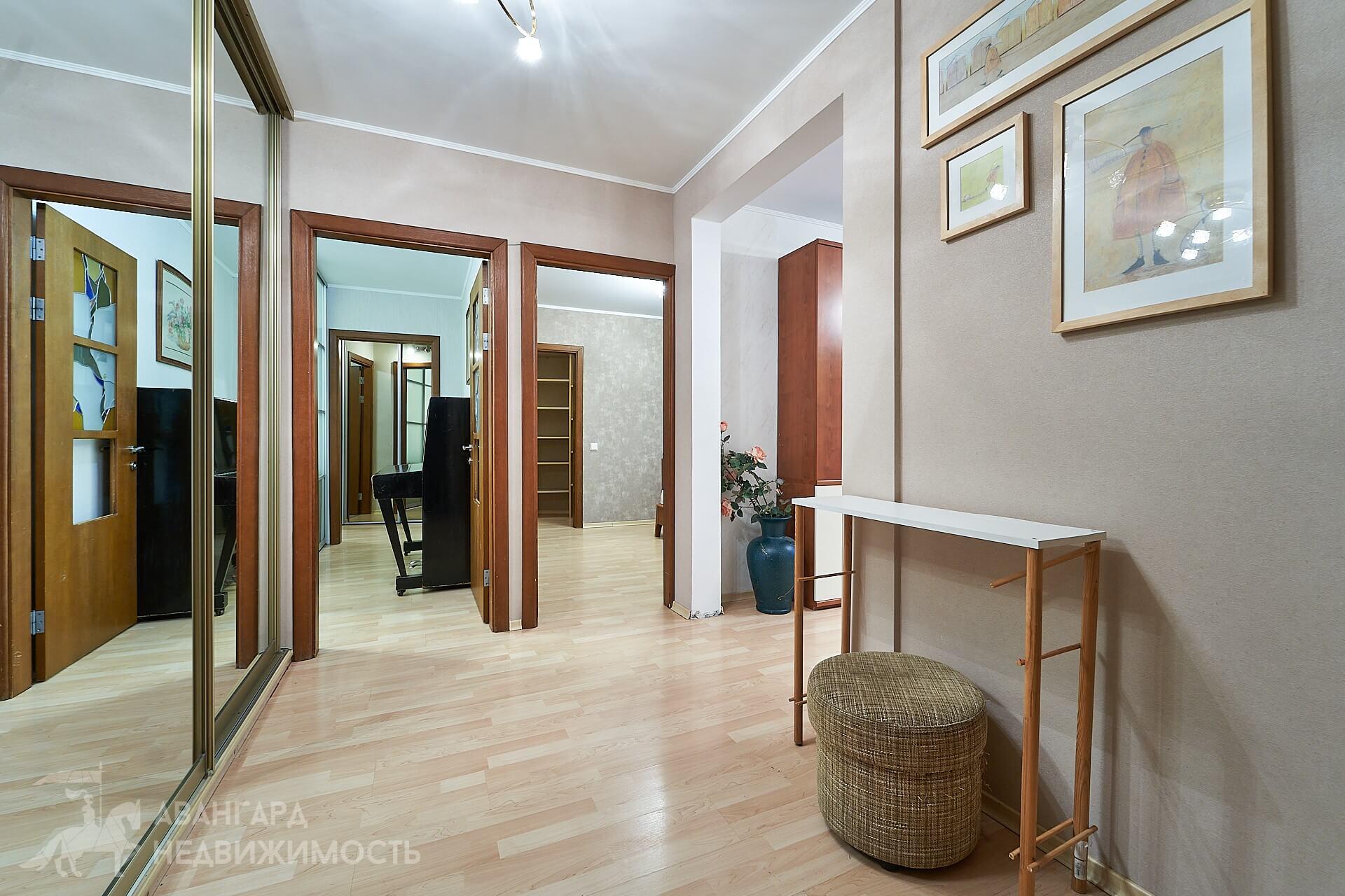 Квартира 4 комнаты 90 м² Минск, Беларусь