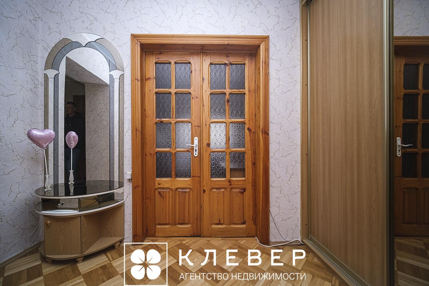  88.6м.кв., комнат 4, г. Минск (Маяковского ул., 14)