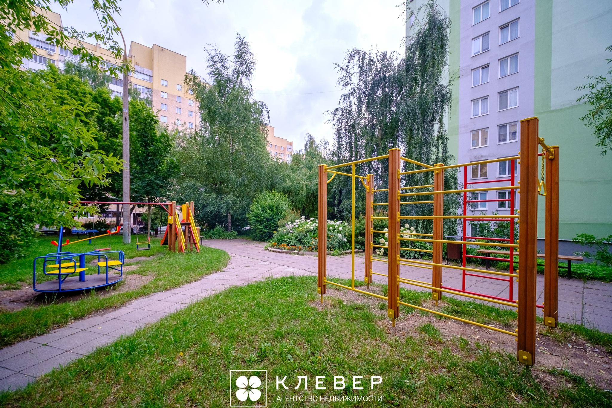  66.9м.кв., комнат 3, г. Минск (Денисовская ул., 6)