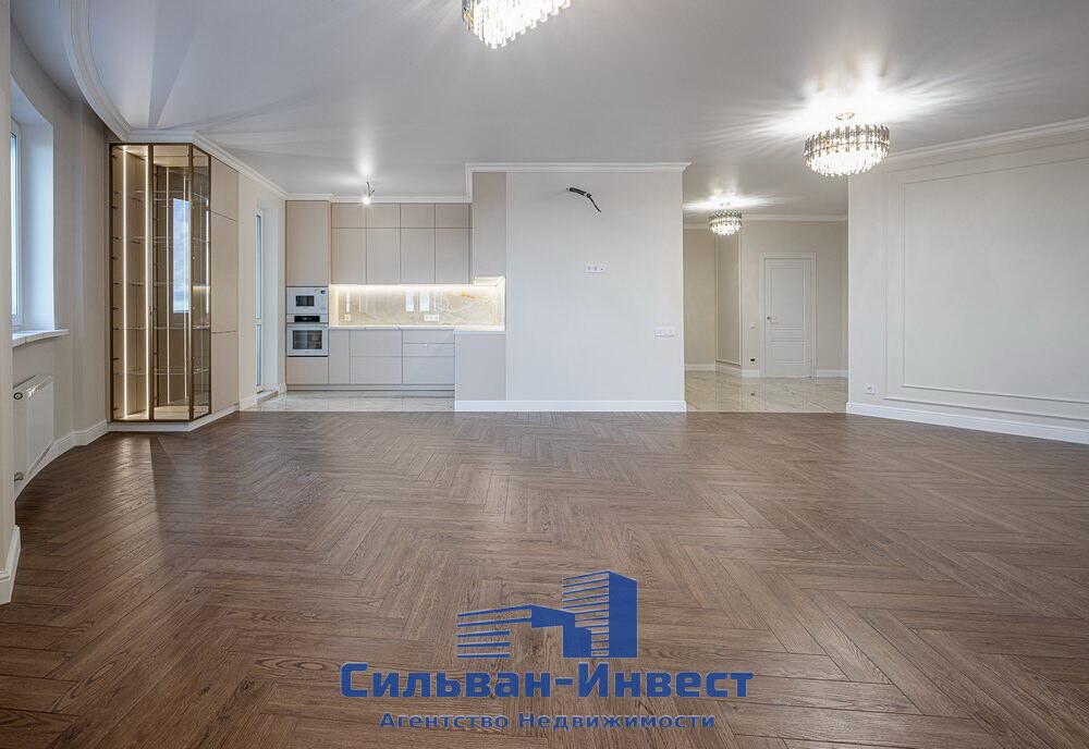 Mieszkanie 3 pokoi 127 m² Mińsk, Białoruś