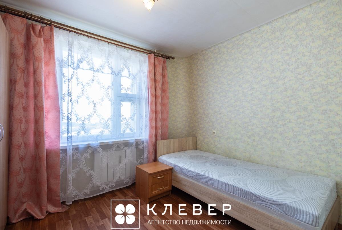  75.6м.кв., комнат 3, г. Минск (Аладовых ул., 17)