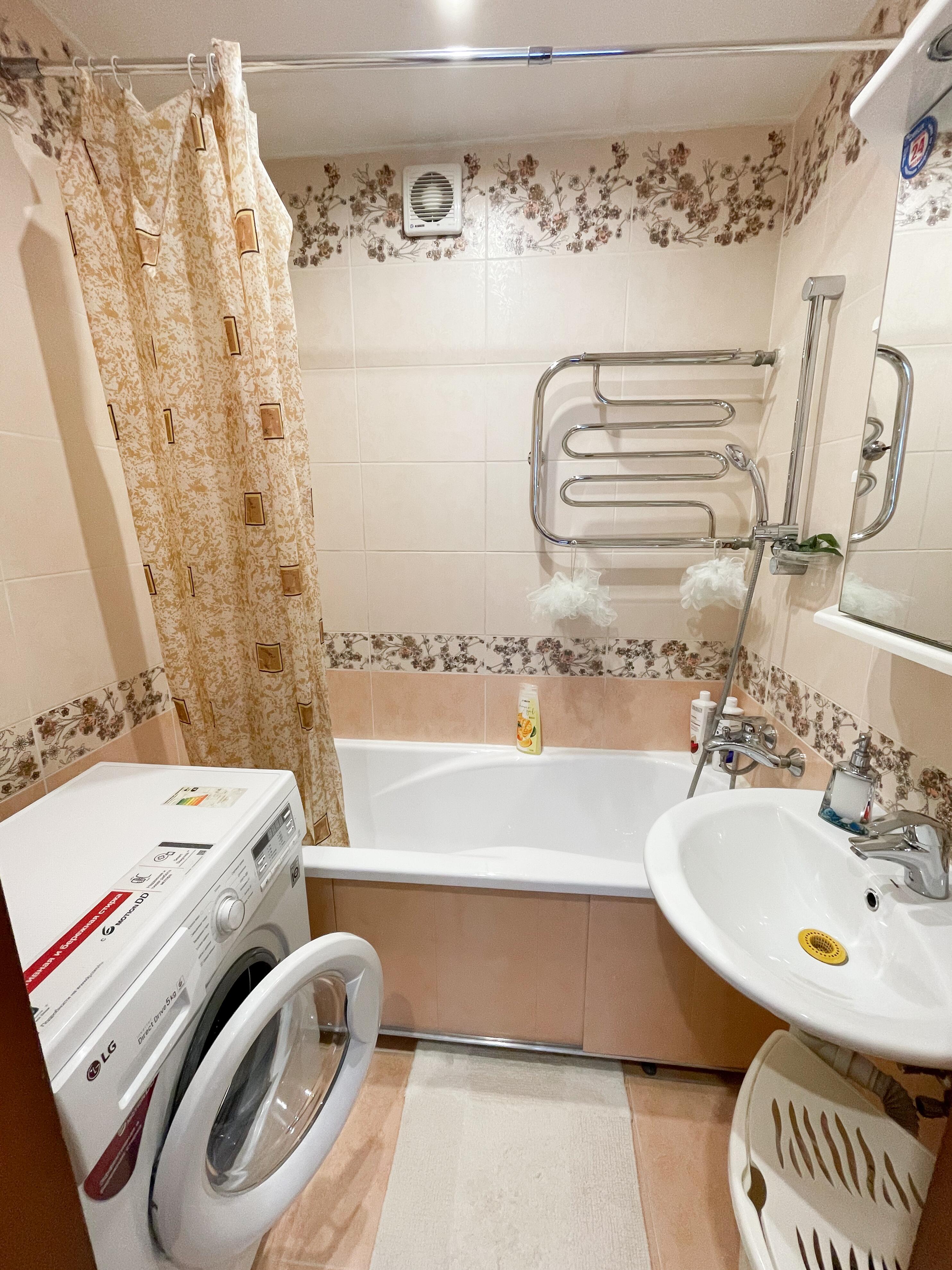 Mieszkanie 2 pokoi 50 m² Mińsk, Białoruś