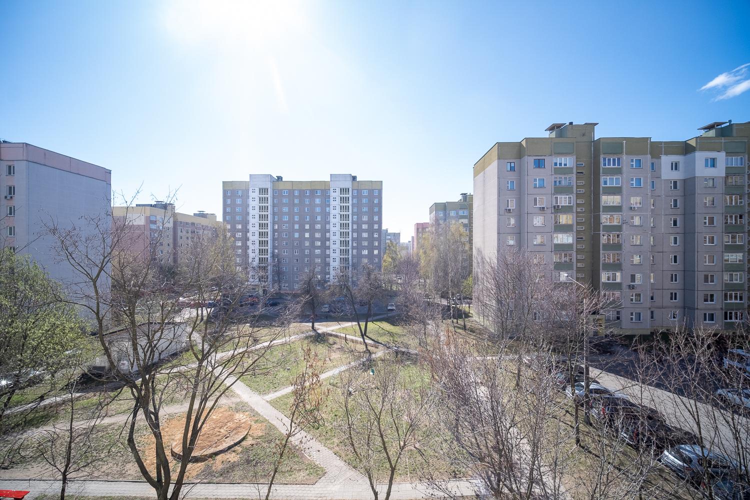  72.7м.кв., комнат 3, г. Минск (Физкультурная ул., 18)
