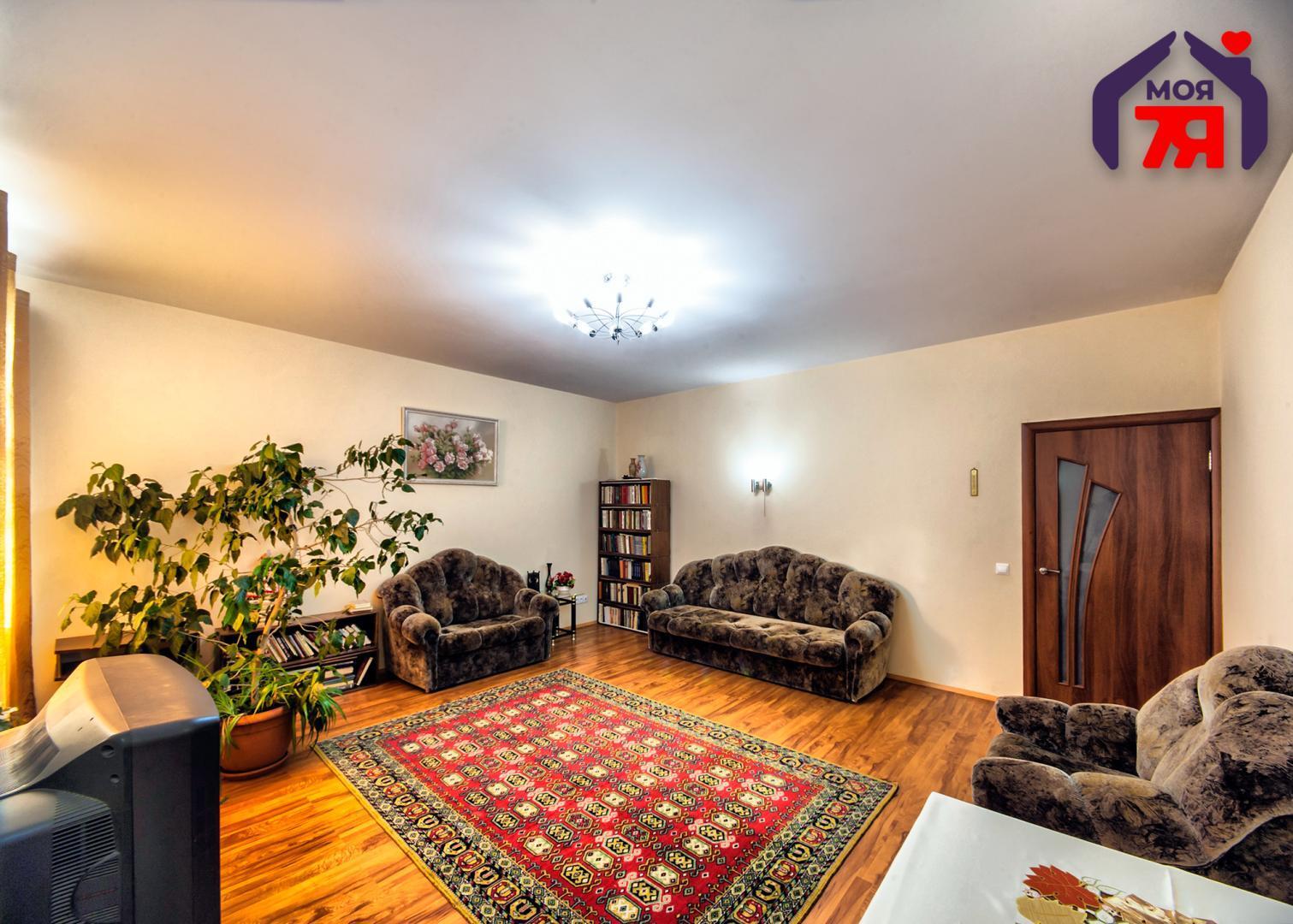 Cottage 586 m² Siomkava, Belarus