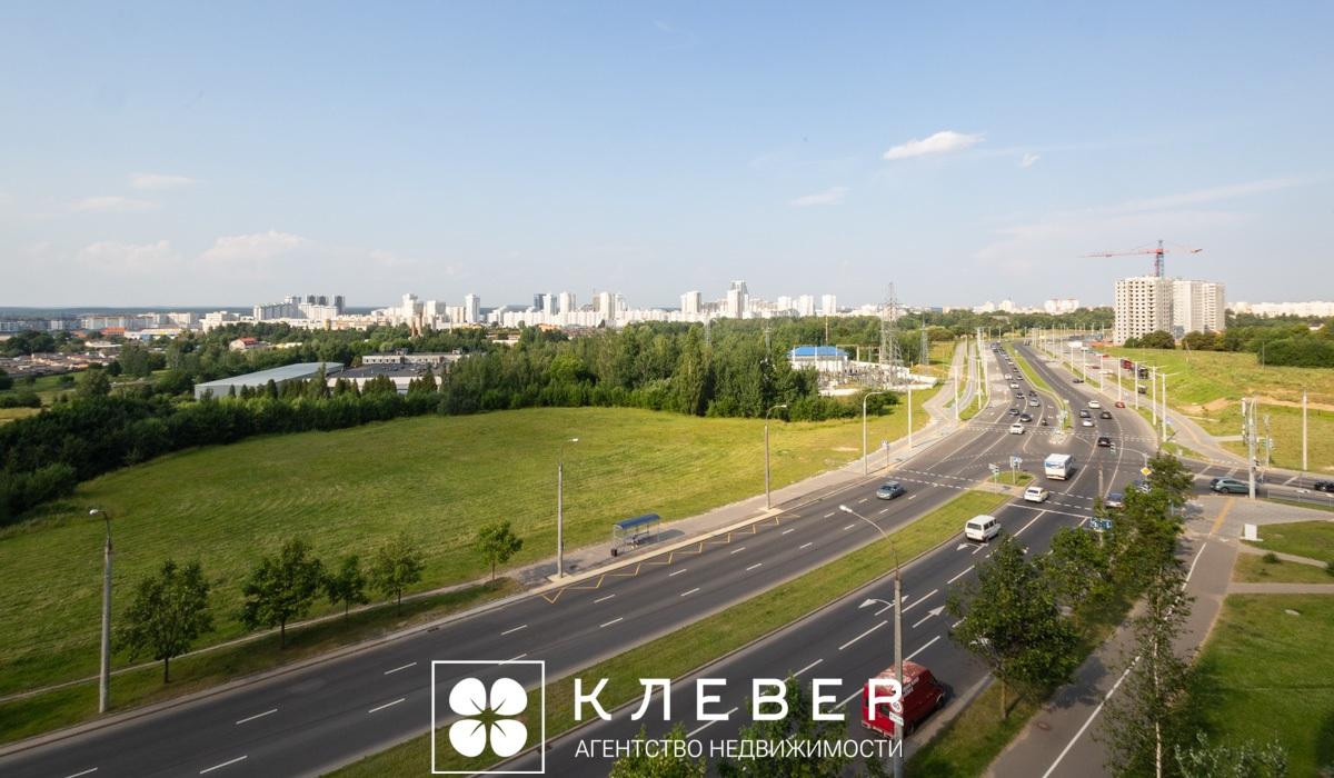  75.6м.кв., комнат 3, г. Минск (Аладовых ул., 17)