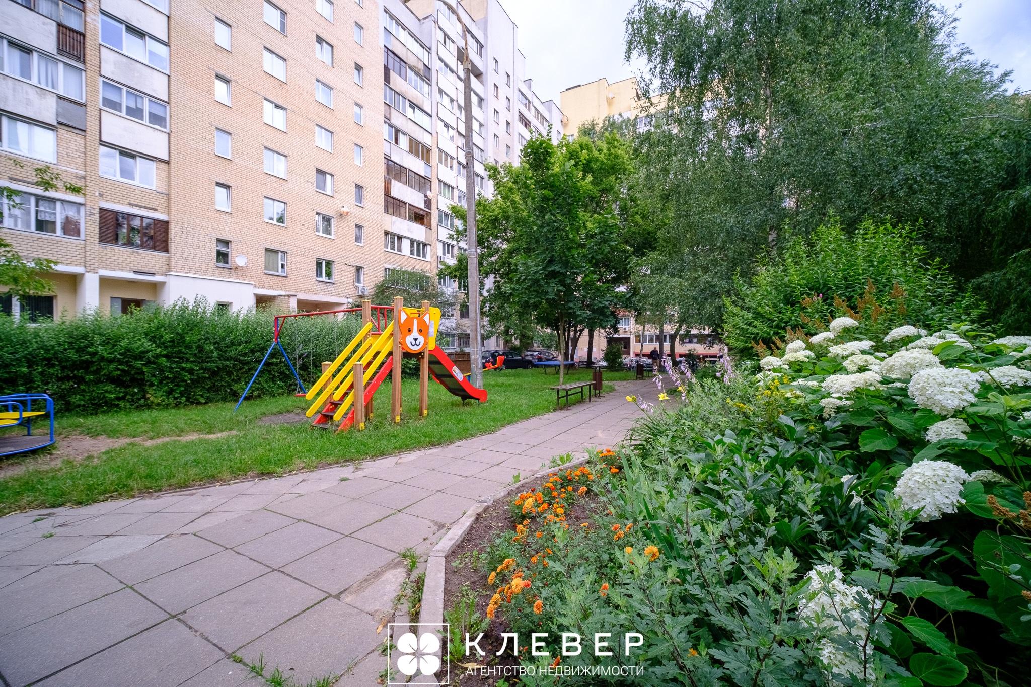  66.9м.кв., комнат 3, г. Минск (Денисовская ул., 6)