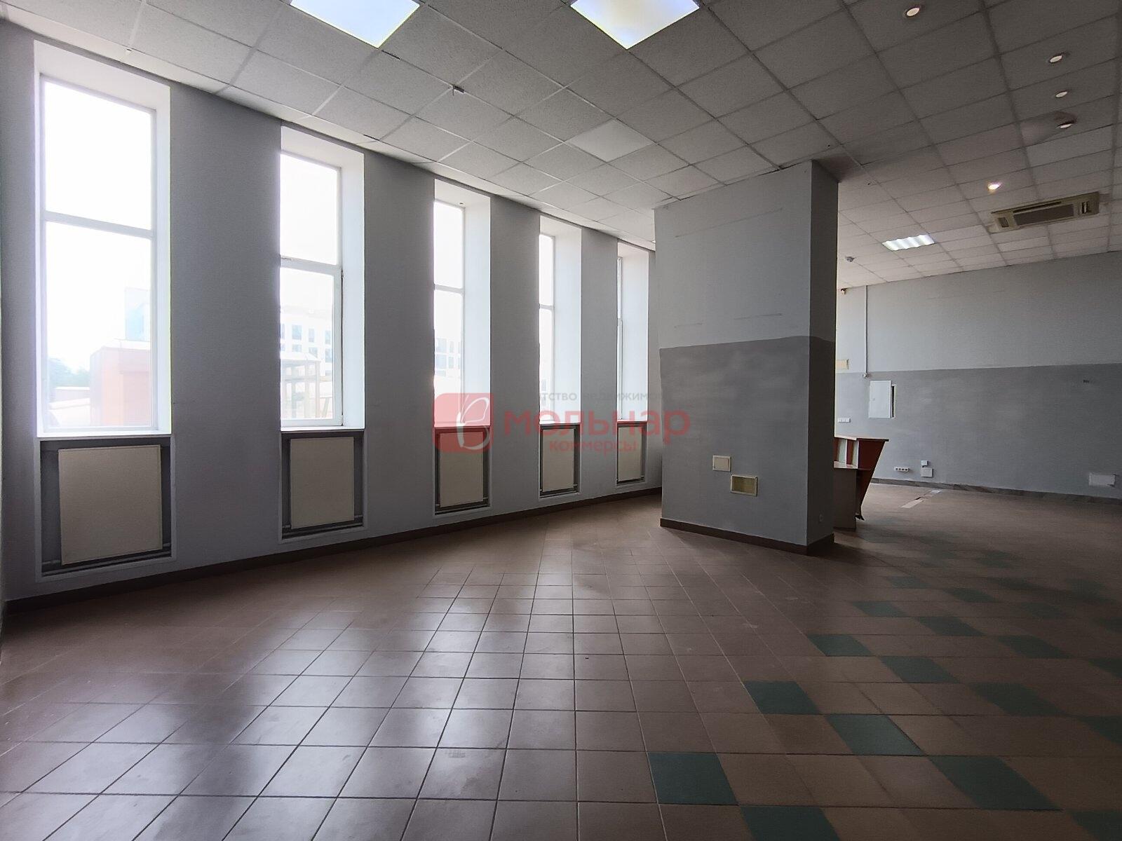 Shop 154 m² in Minsk, Belarus