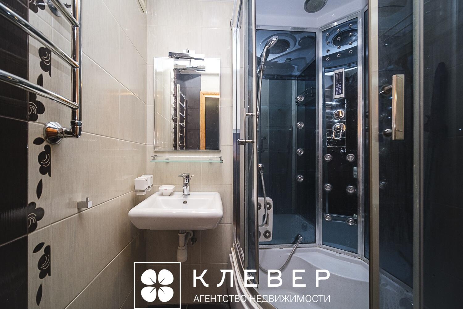  88.6м.кв., комнат 4, г. Минск (Маяковского ул., 14)