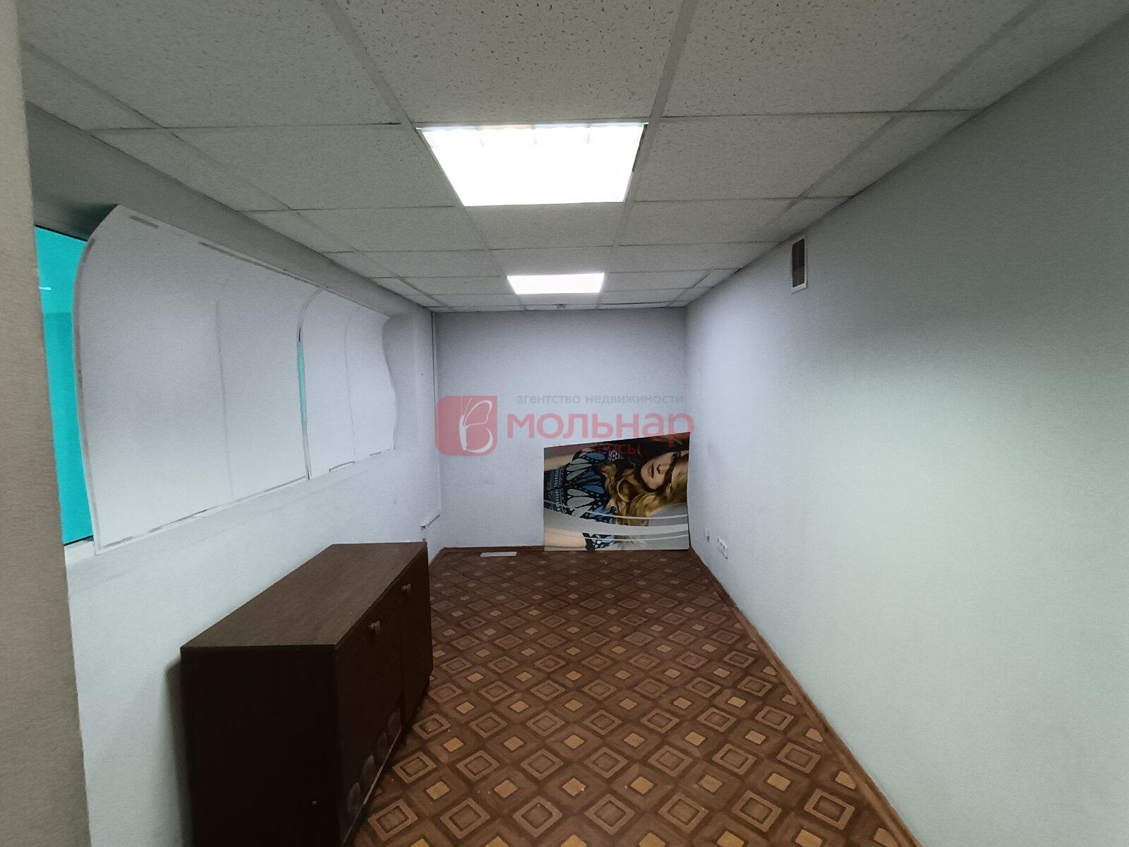 Shop 154 m² in Minsk, Belarus