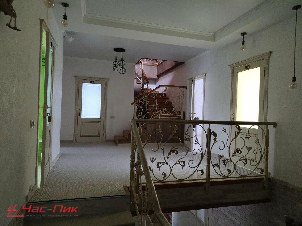 Коттедж 446 м² Куропольский сельский Совет, Беларусь