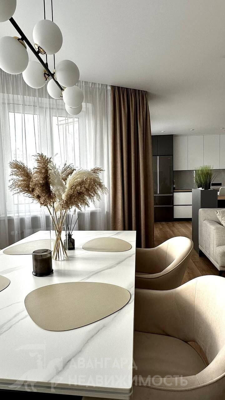 Mieszkanie 3 pokoi 92 m² Mińsk, Białoruś