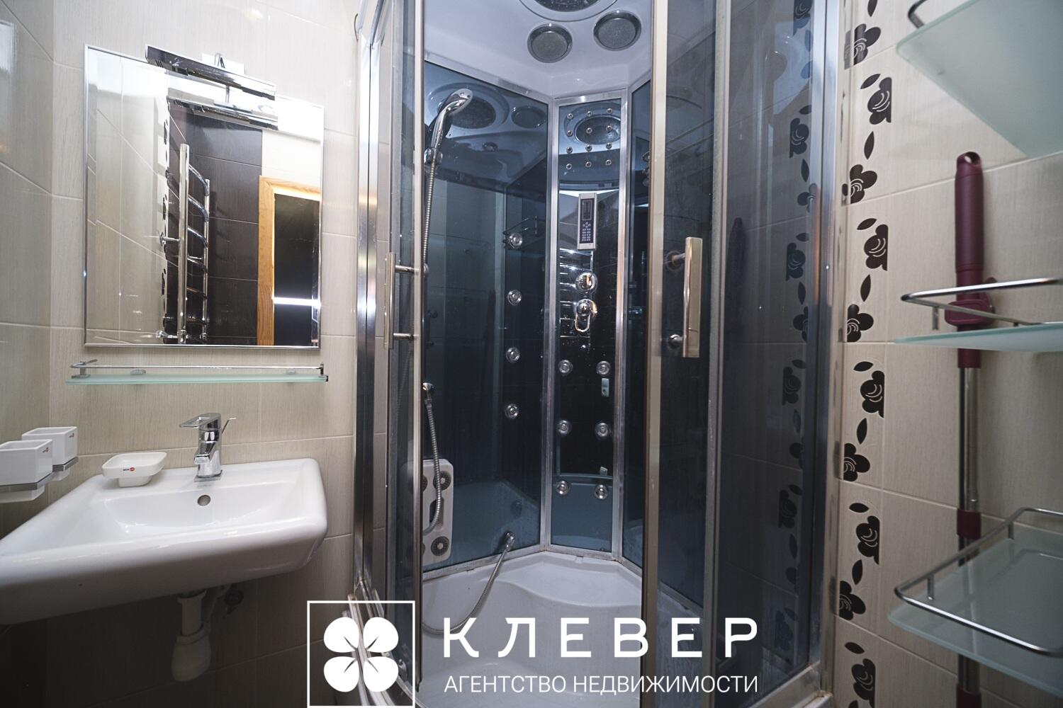  88.6м.кв., комнат 4, г. Минск (Маяковского ул., 14)