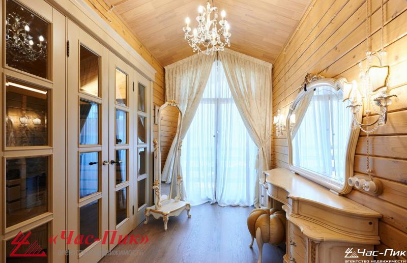 Cottage 707 m² Lahojsk selsaviet, Belarus