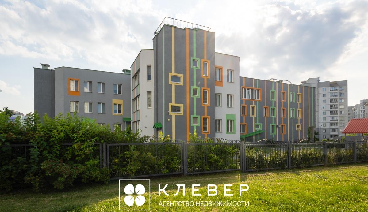  75.6м.кв., комнат 3, г. Минск (Аладовых ул., 17)