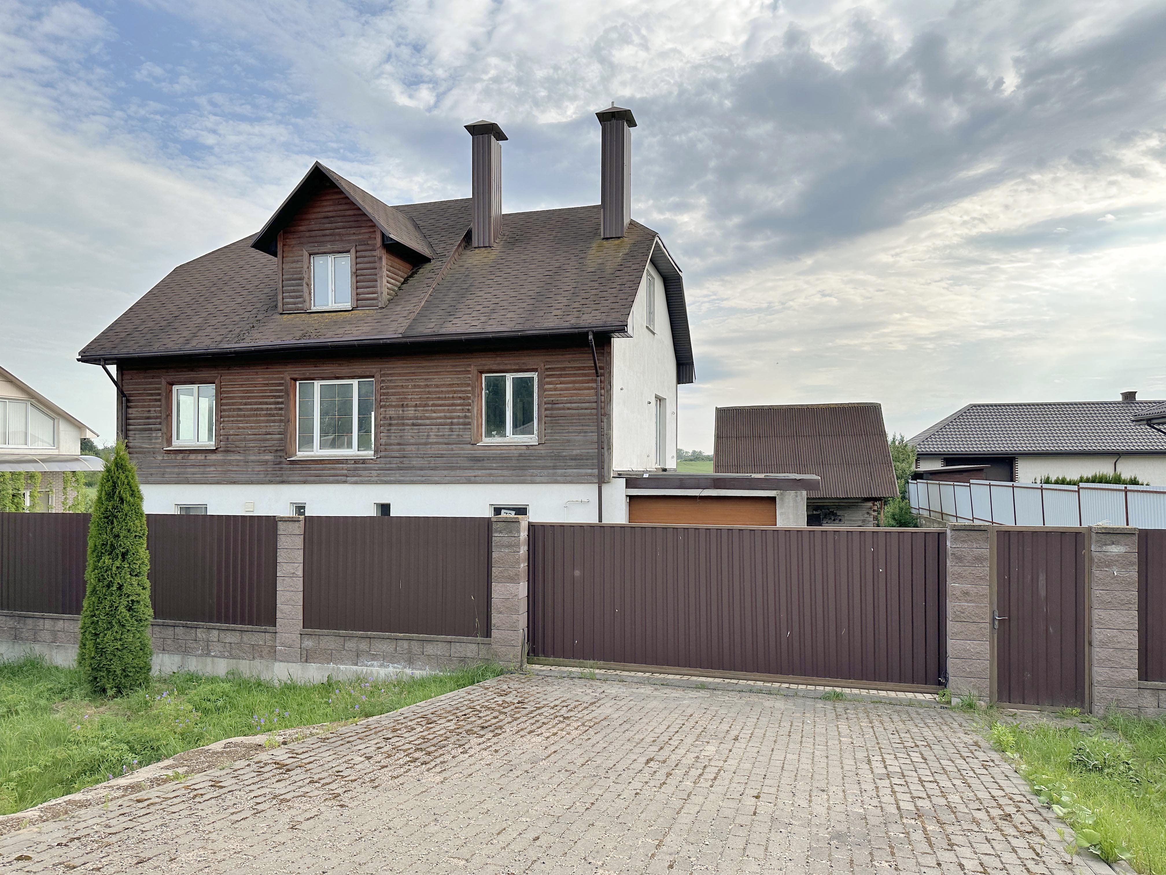 Cottage 280 m² Staroje Sialo, Belarus