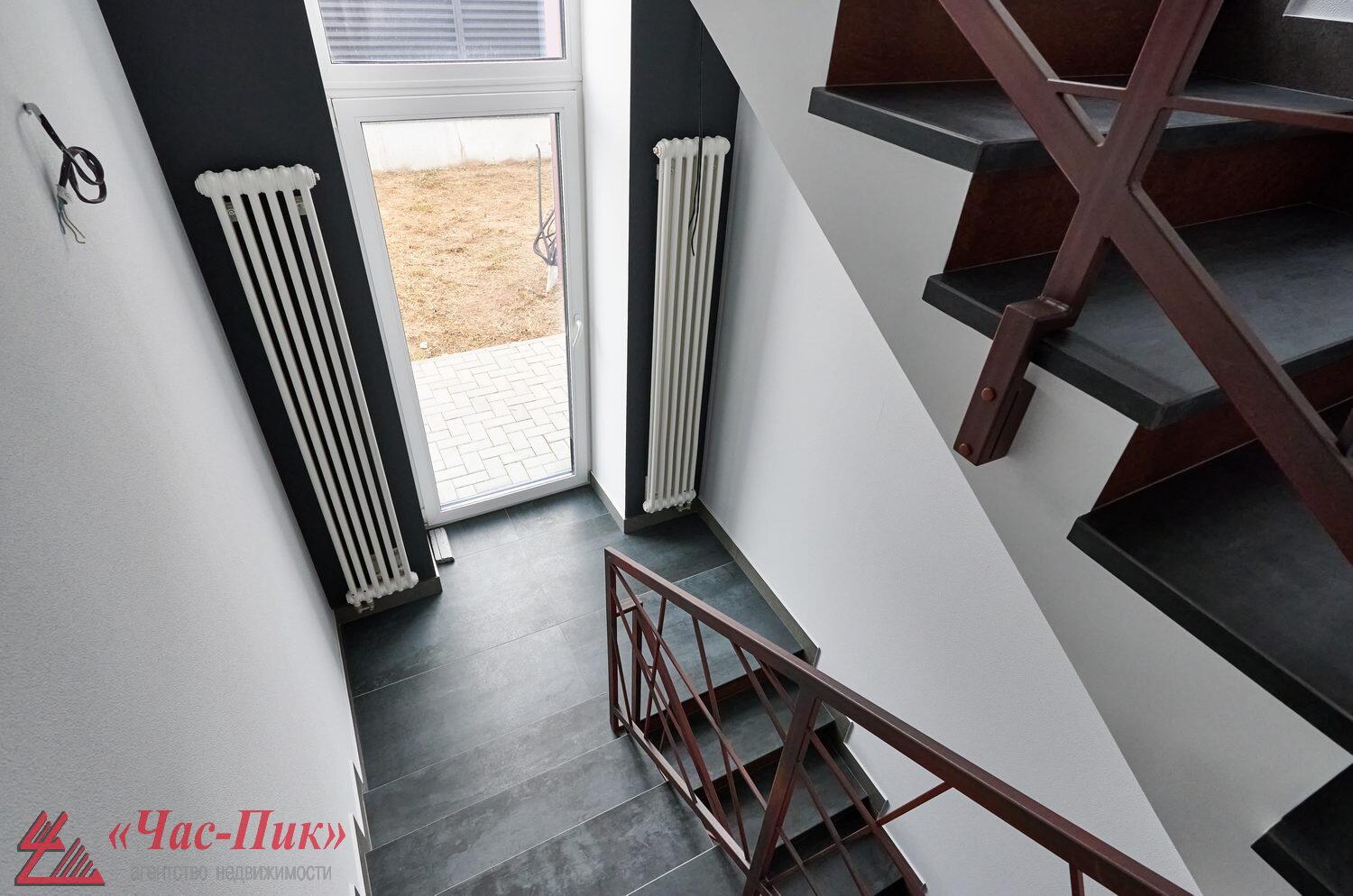 Propiedad comercial 472 m² en Minsk, Belarús