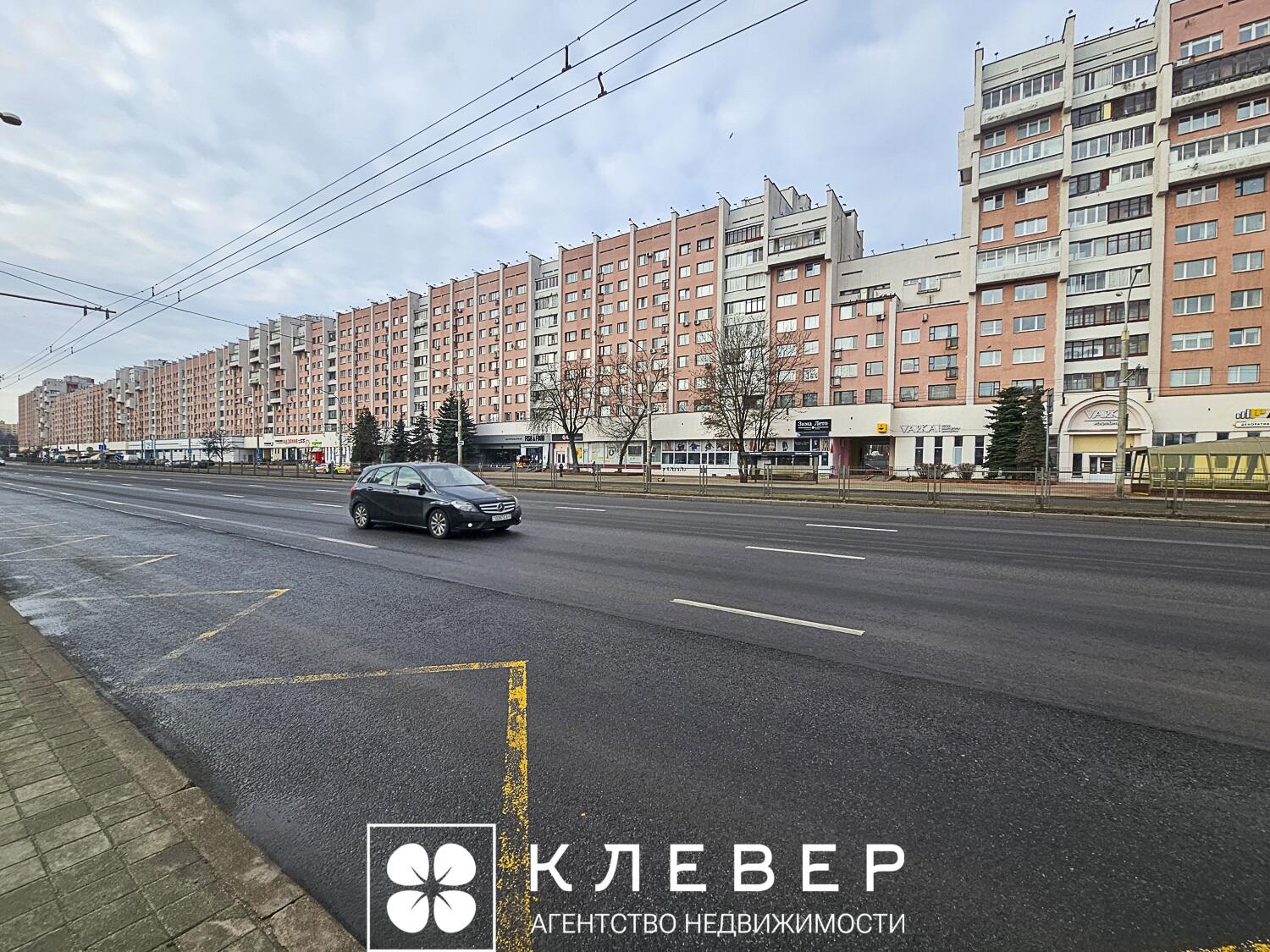  88.6м.кв., комнат 4, г. Минск (Маяковского ул., 14)