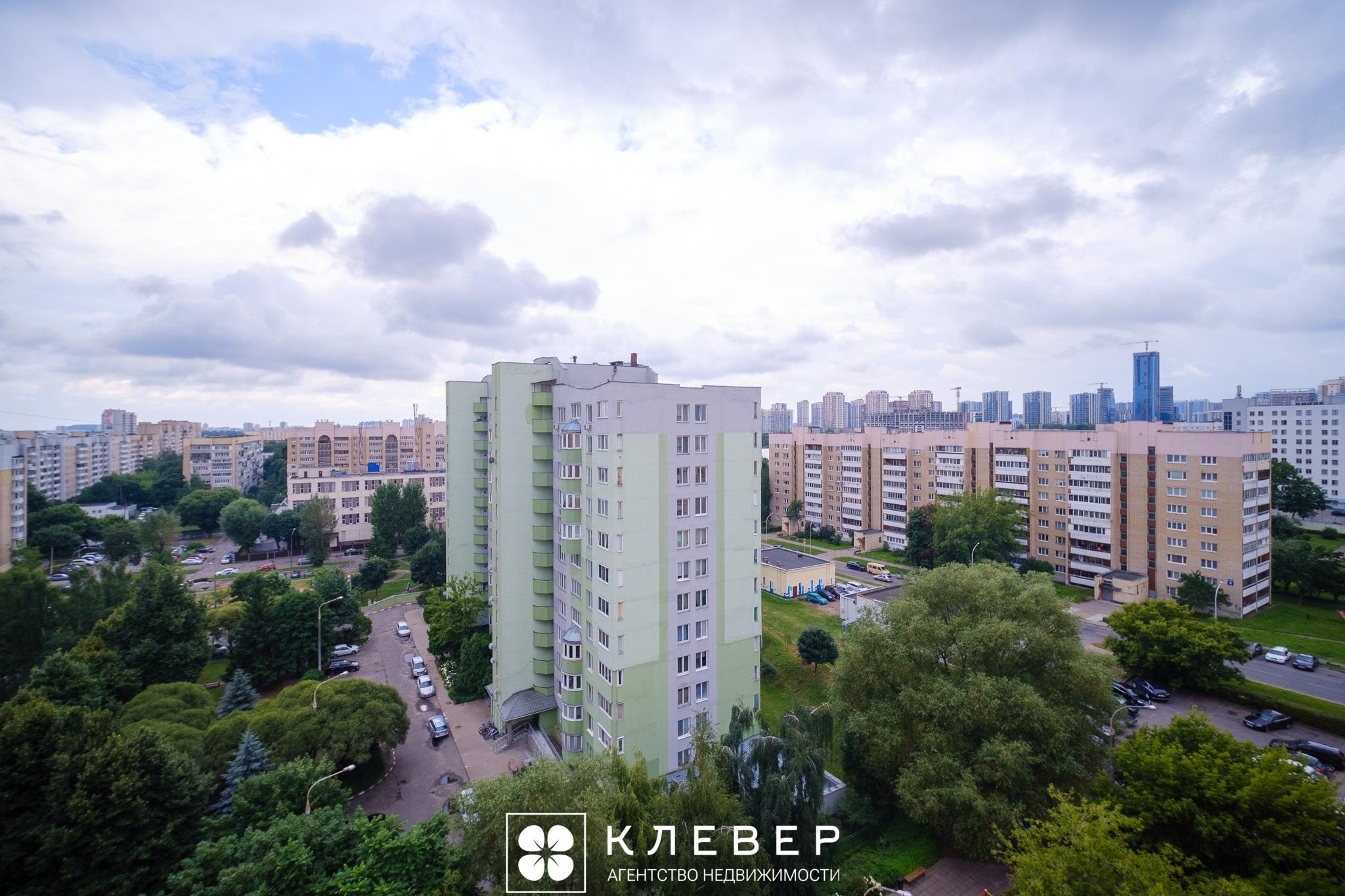  66.9м.кв., комнат 3, г. Минск (Денисовская ул., 6)