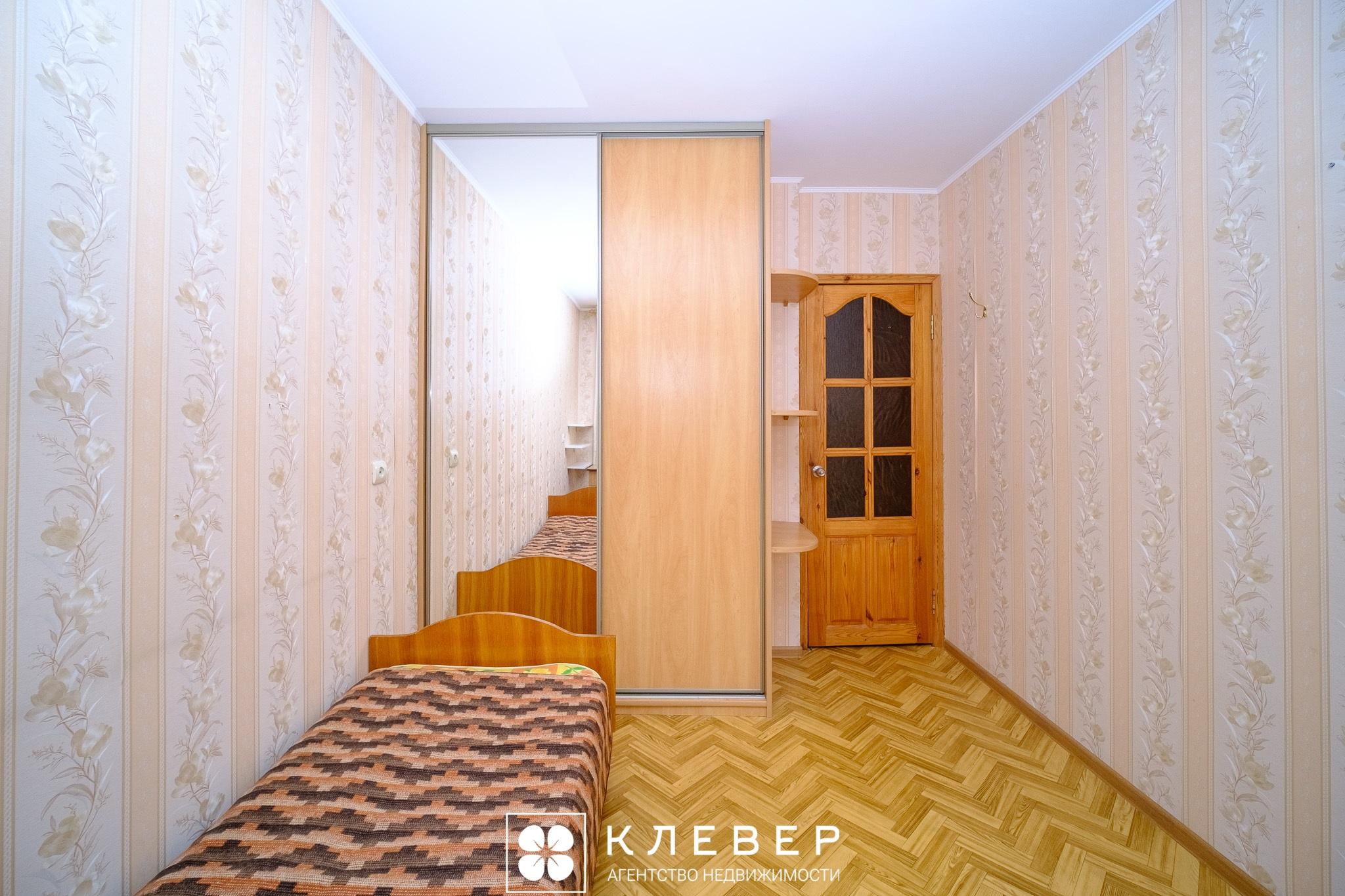  66.9м.кв., комнат 3, г. Минск (Денисовская ул., 6)
