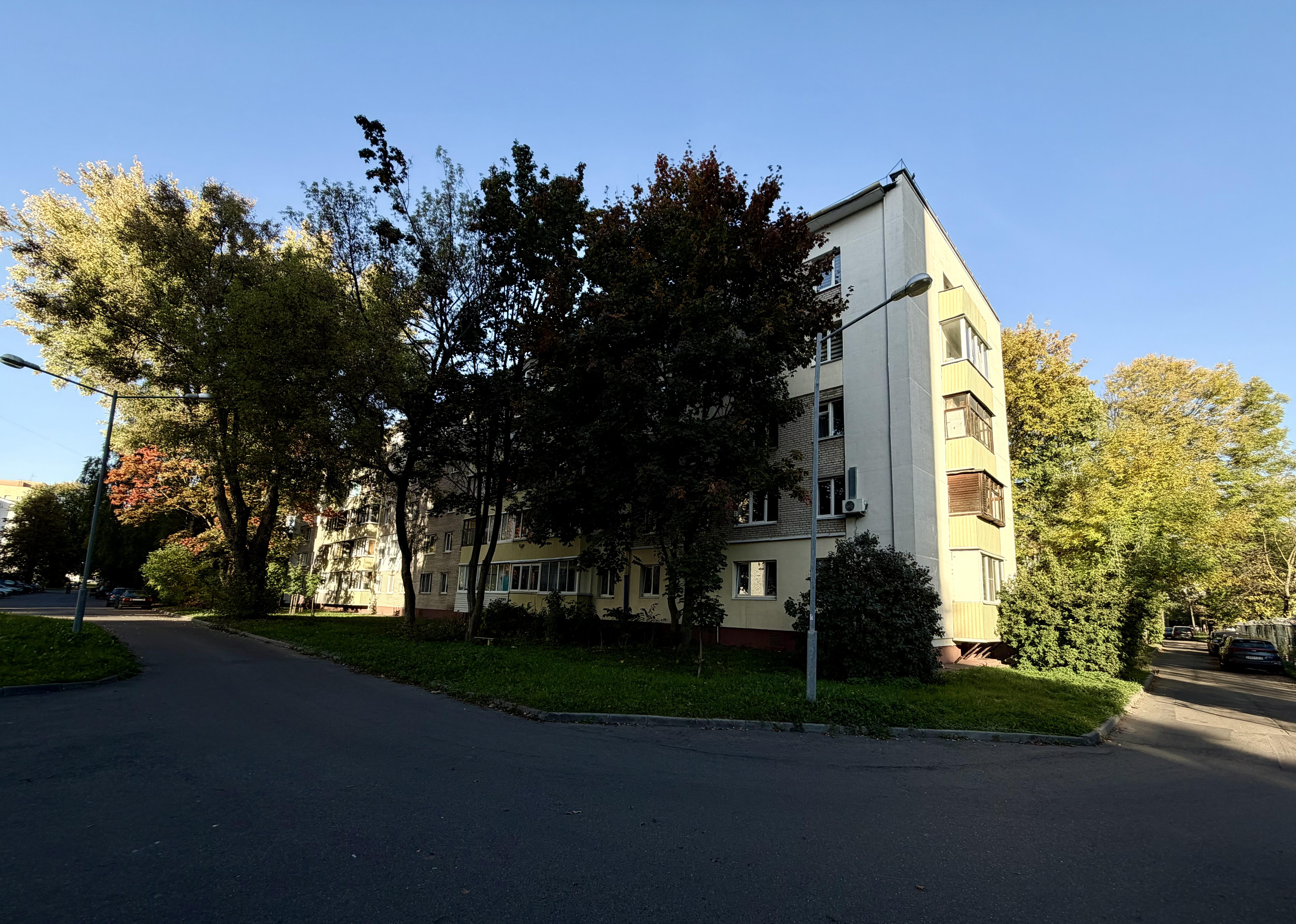  62.6м.кв., комнат 4, г. Минск (Аэродромная ул., 15)