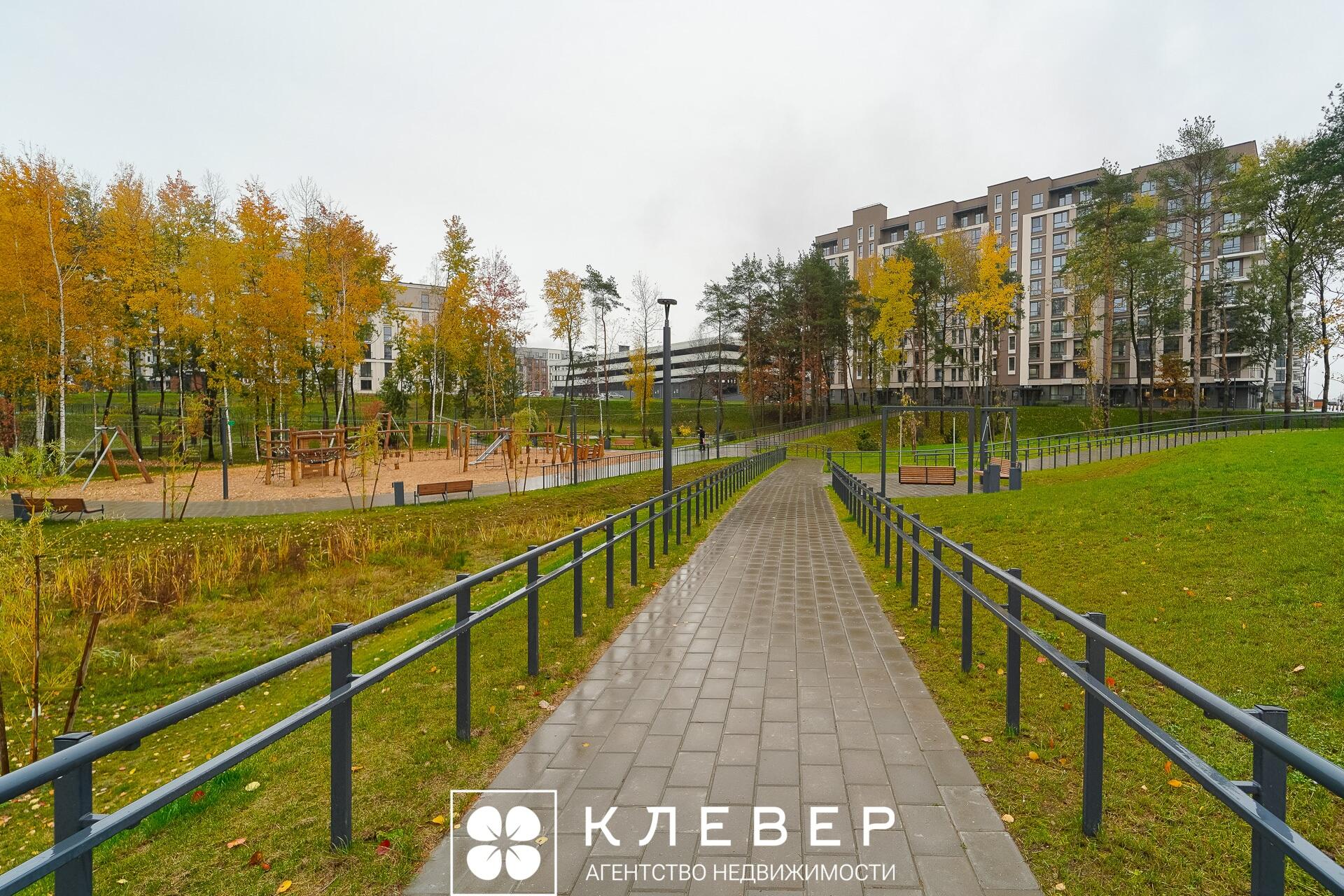  90.8м.кв., комнат 3, г. Минск (Александра Воинова ул., 32)