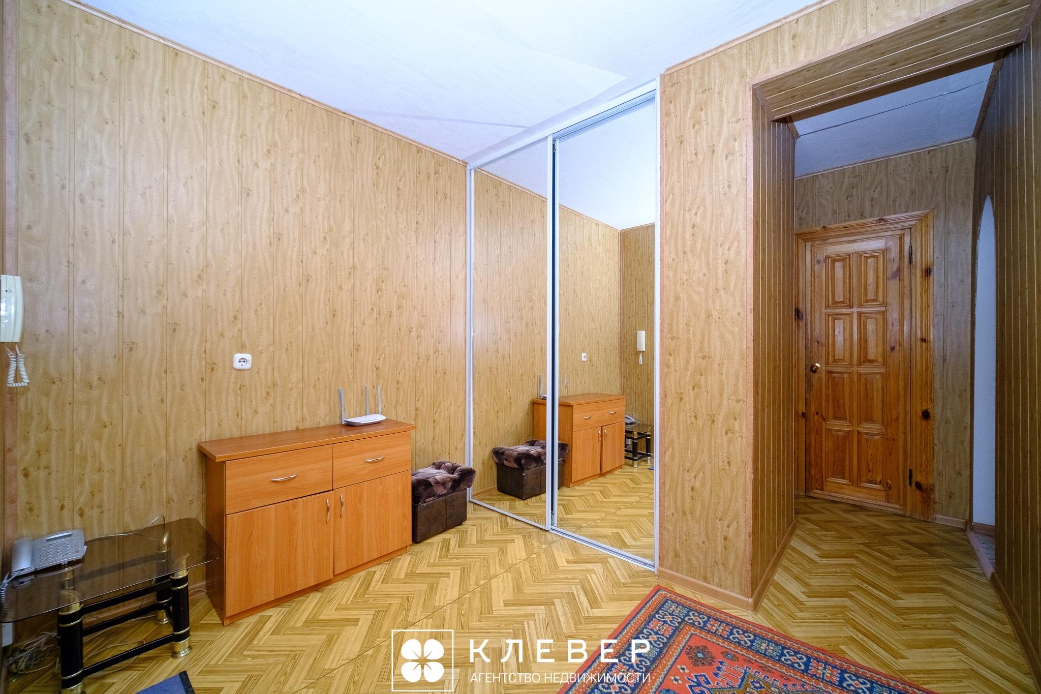  66.9м.кв., комнат 3, г. Минск (Денисовская ул., 6)