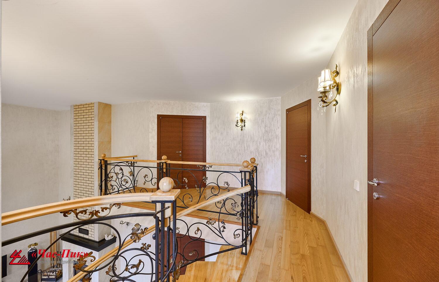 Cottage 362 m² Zdanovicki sielski Saviet, Belarus