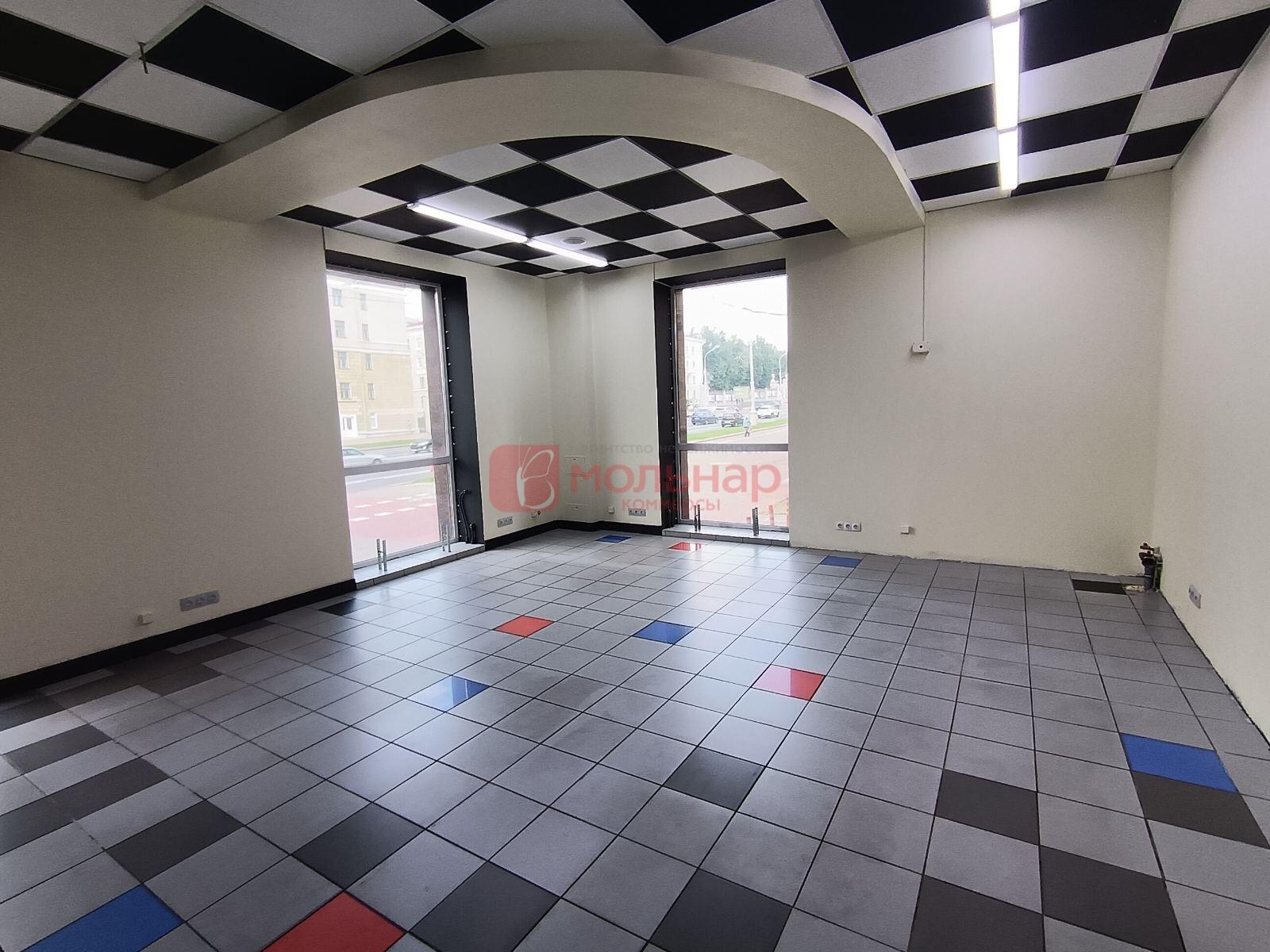 Shop 177 m² in Minsk, Belarus