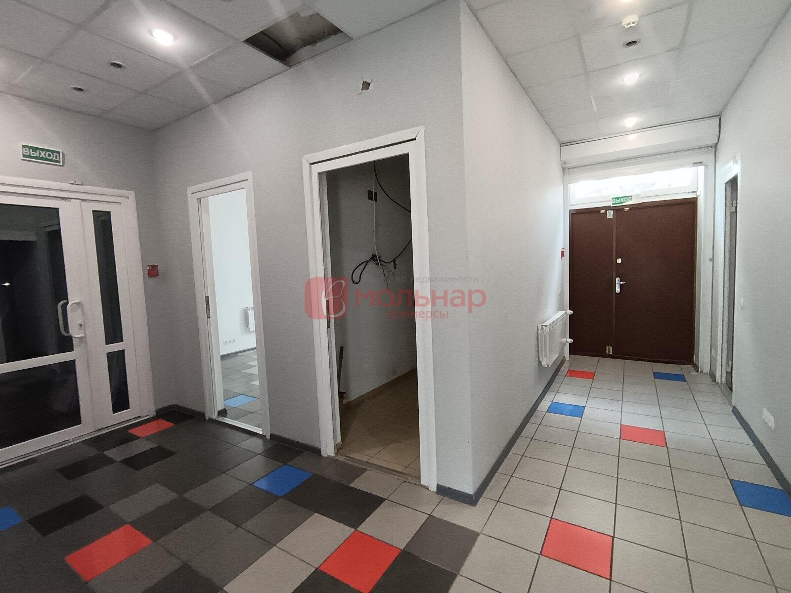 Shop 177 m² in Minsk, Belarus