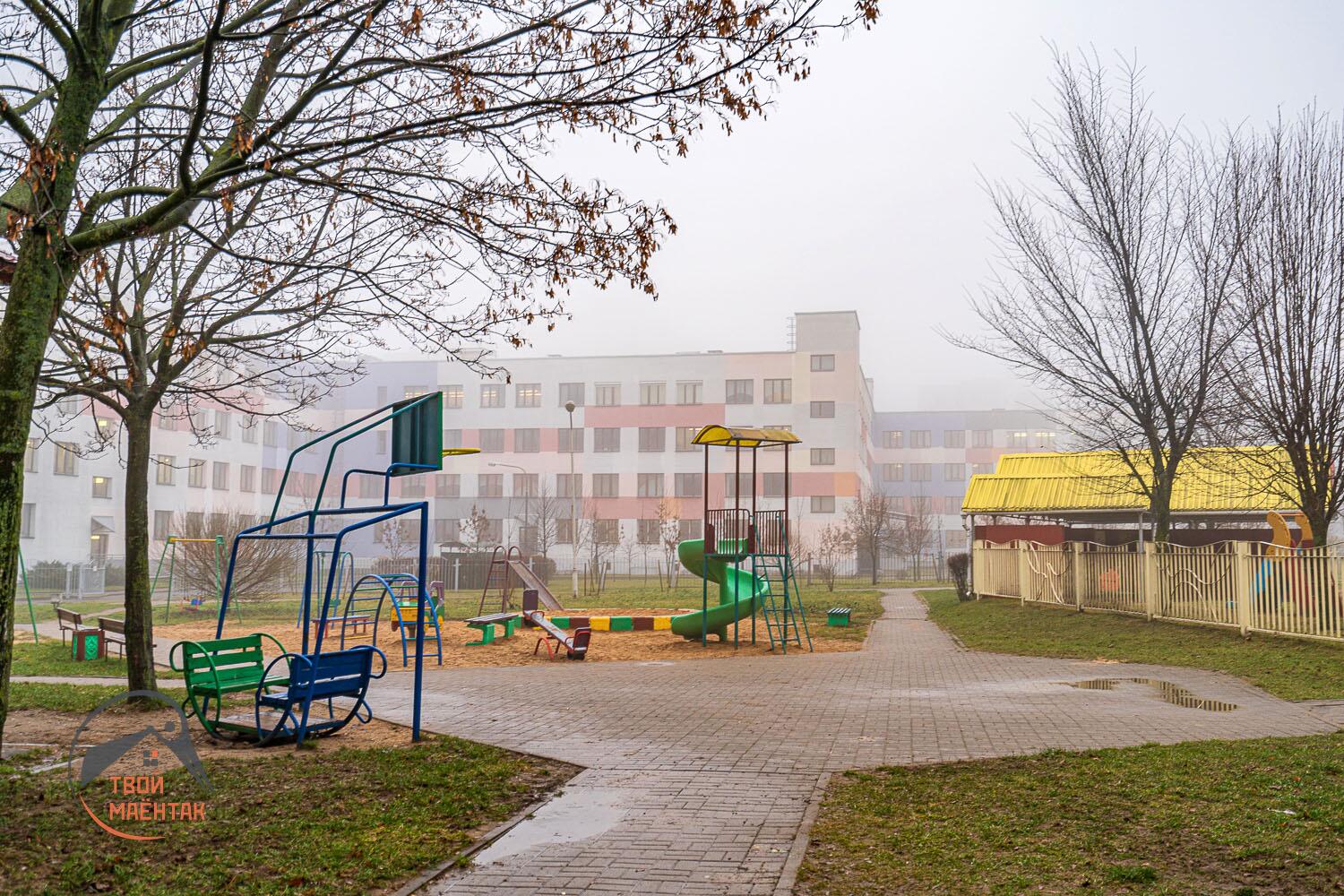 Mieszkanie 3 pokoi 79 m² Mińsk, Białoruś