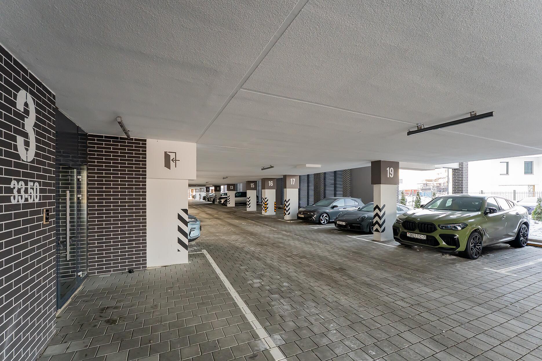 Mieszkanie 2 pokoi 63 m² Mińsk, Białoruś