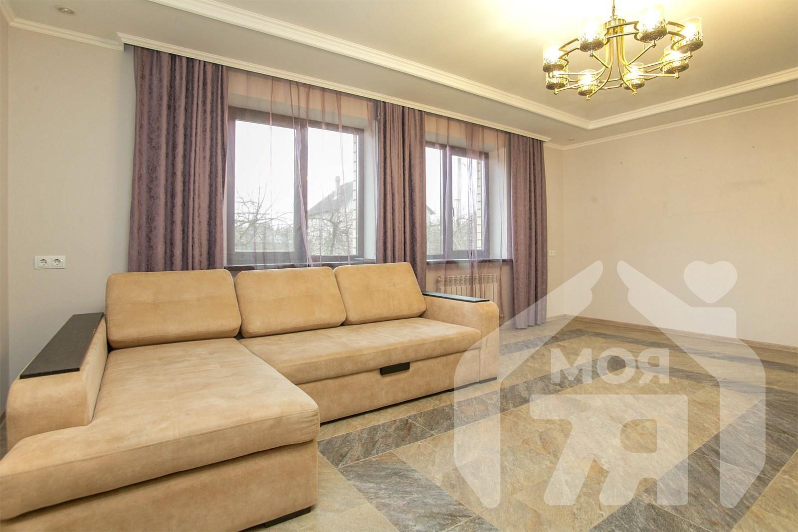 Casa 328 m² Viliejka, Belarús