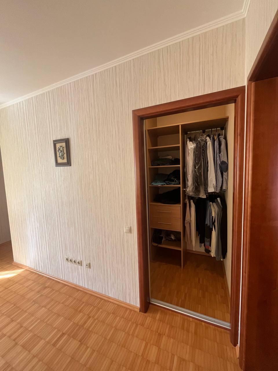 Dom 488 m² Tarasowo, Białoruś