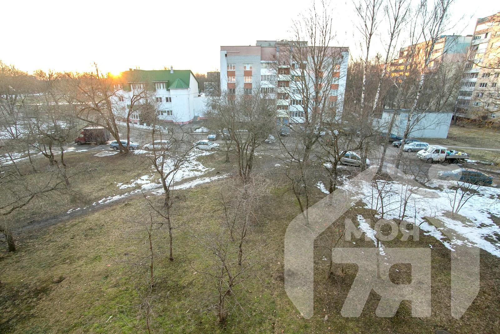 2 room apartment 48 m² Maladzyechna, Belarus