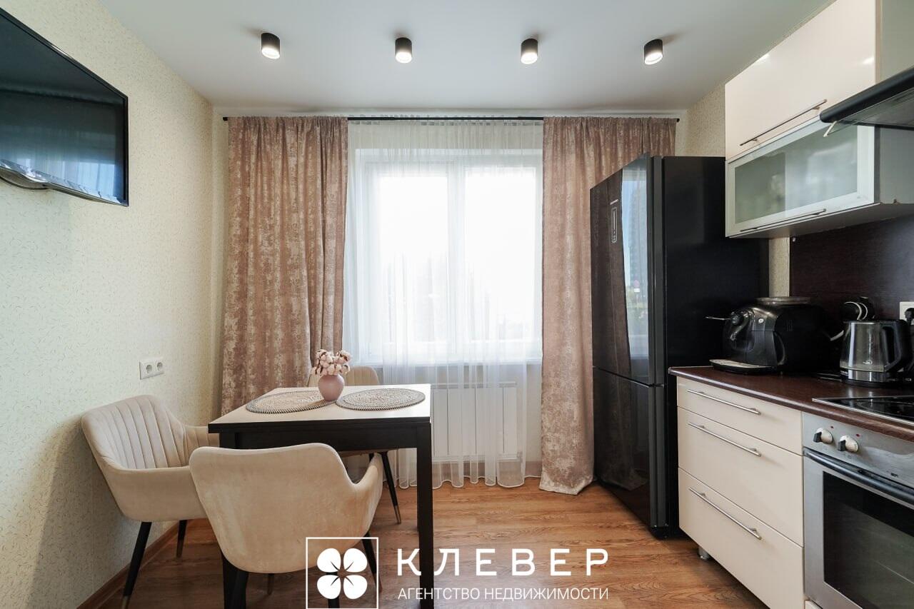  92м.кв., комнат 4, г. Минск (Каменногорская ул., 108)