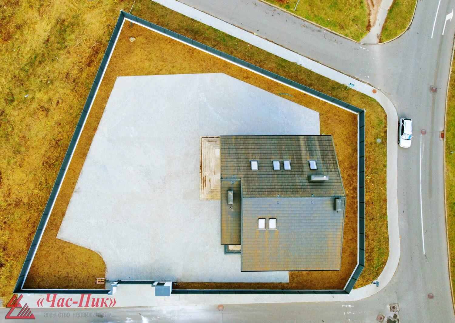 Propiedad comercial 472 m² en Minsk, Belarús