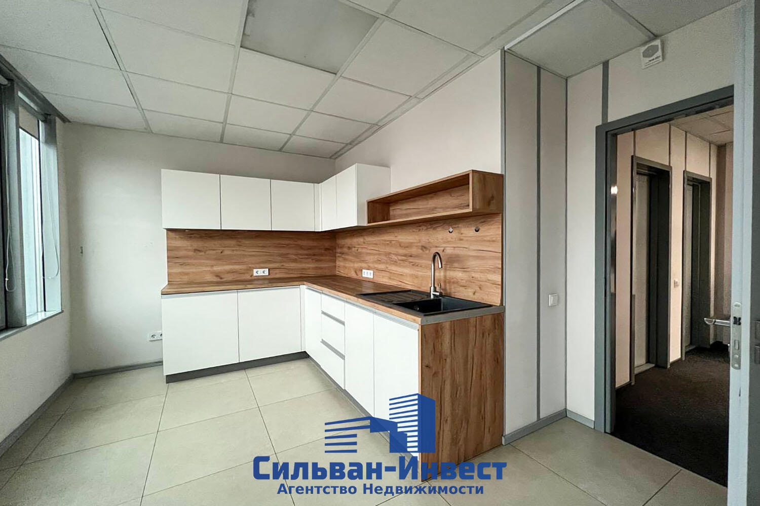 Pomieszczenie biurowe 189 m² w Mińsk, Białoruś