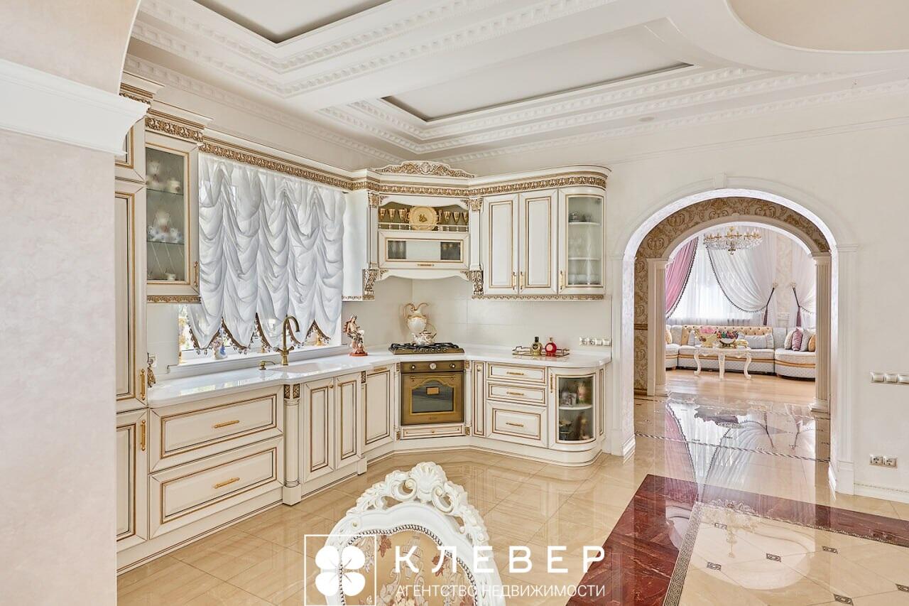  295.4м.кв. (участок 8.35сот.), аг. Ждановичи (Жемчужная ул.)