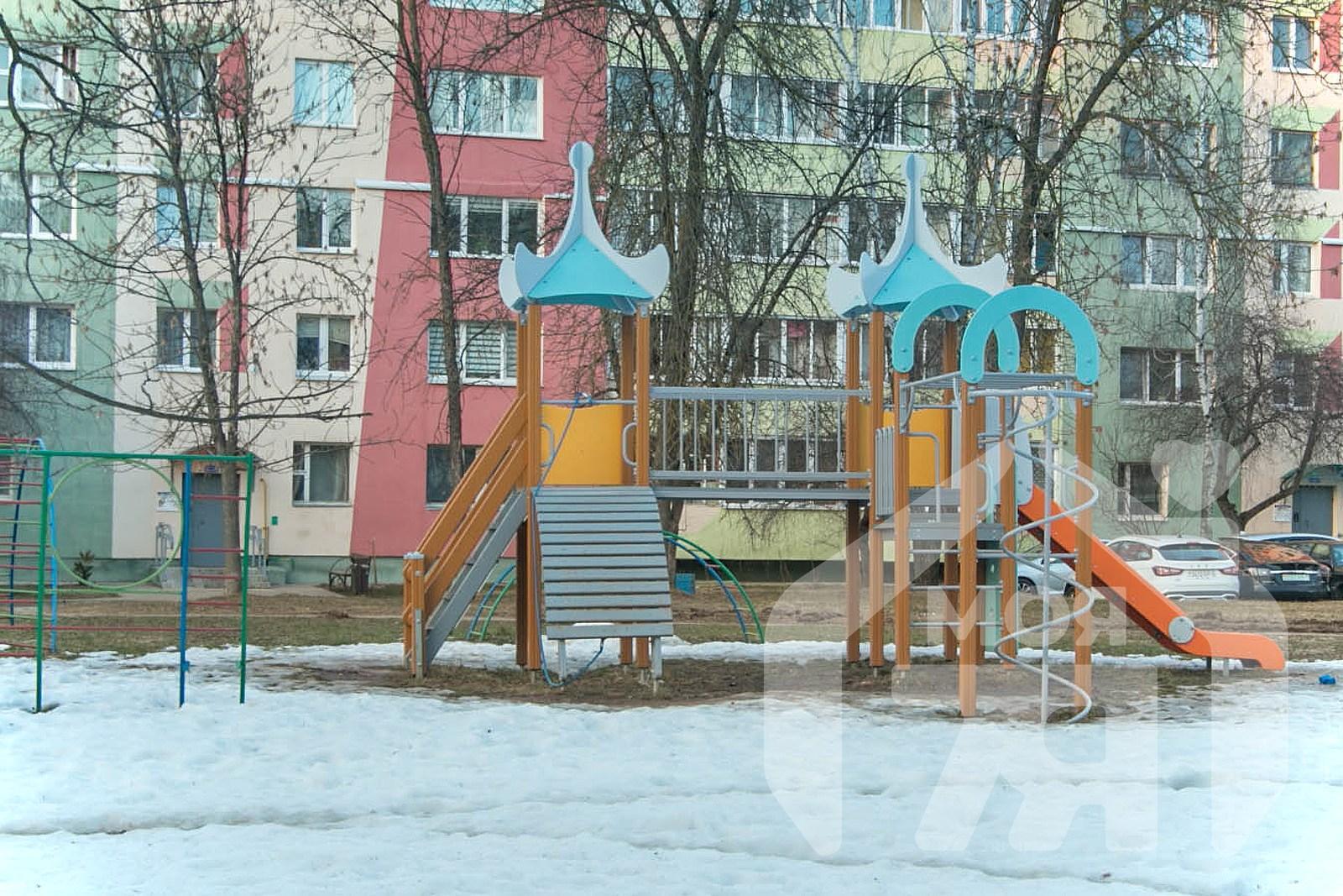 2 room apartment 48 m² Maladzyechna, Belarus