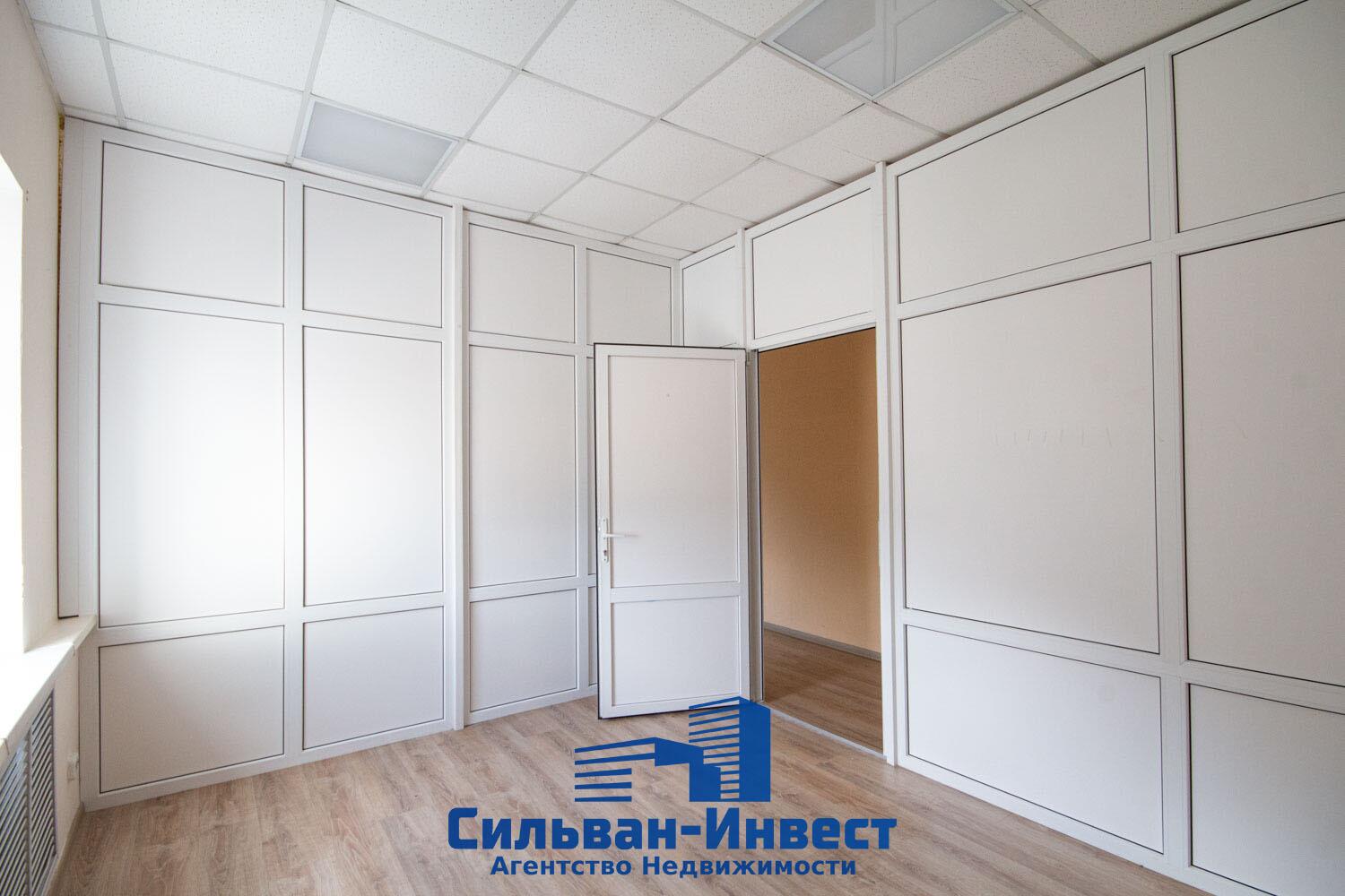 Магазин 792 м² Червень, Беларусь