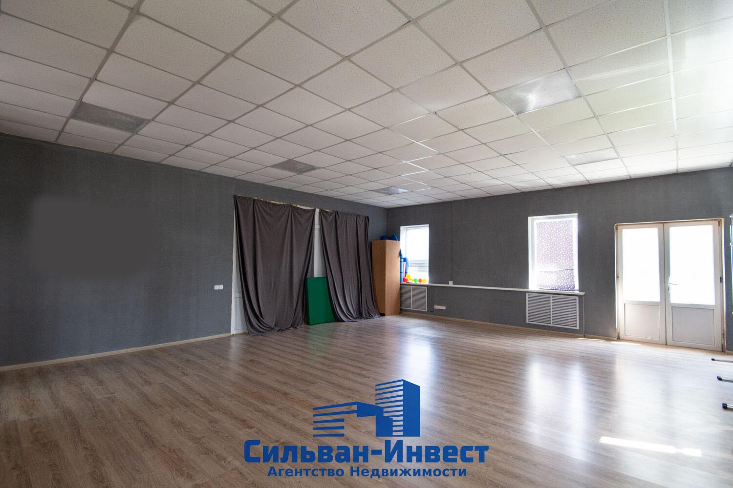 Магазин 792 м² Червень, Беларусь