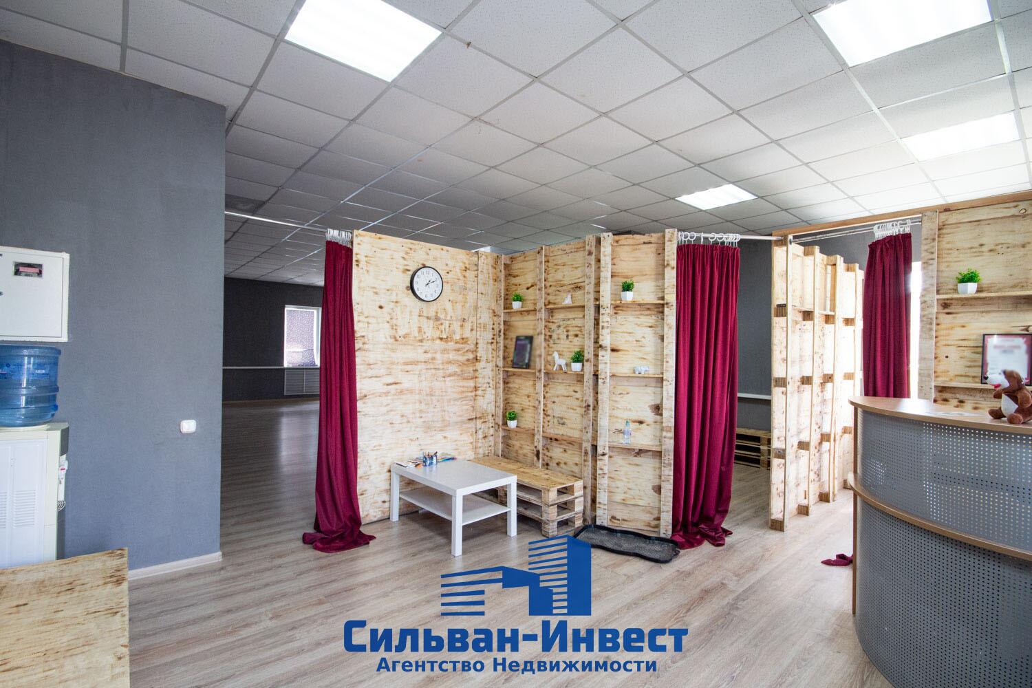 Магазин 792 м² Червень, Беларусь