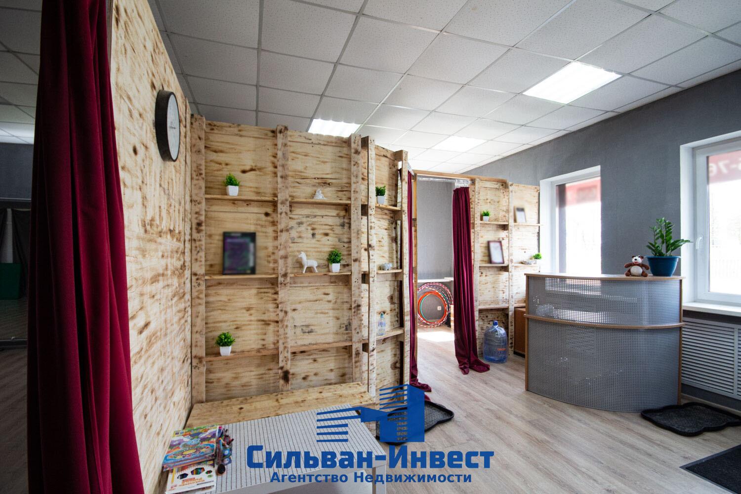 Магазин 792 м² Червень, Беларусь