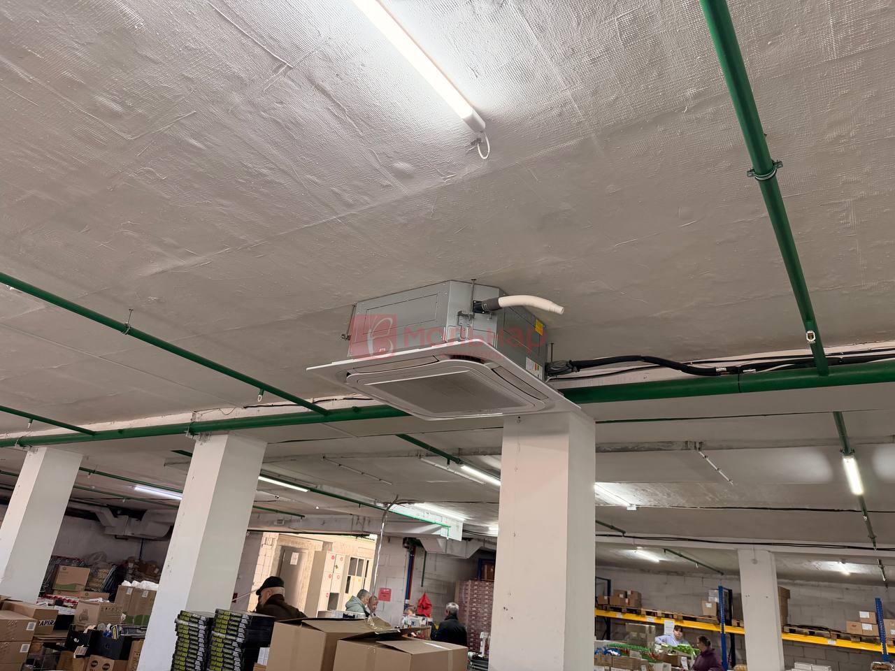 Almacén 908 m² en Minsk, Belarús