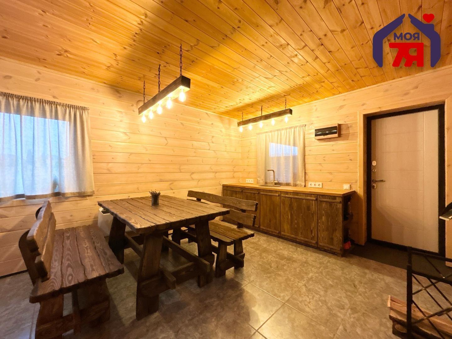 Коттедж 326 м² Чижевичский сельский Совет, Беларусь