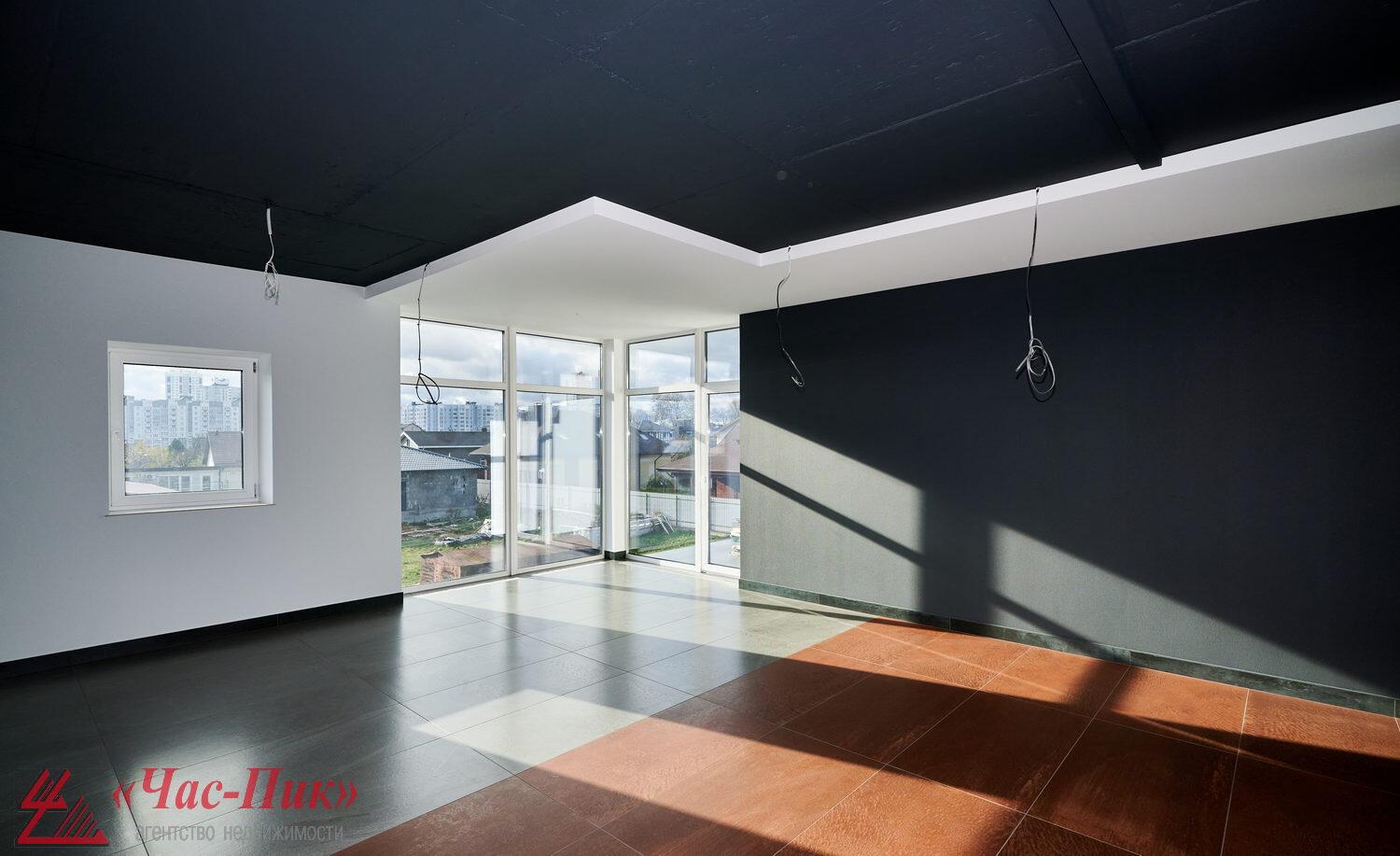 Propiedad comercial 472 m² en Minsk, Belarús